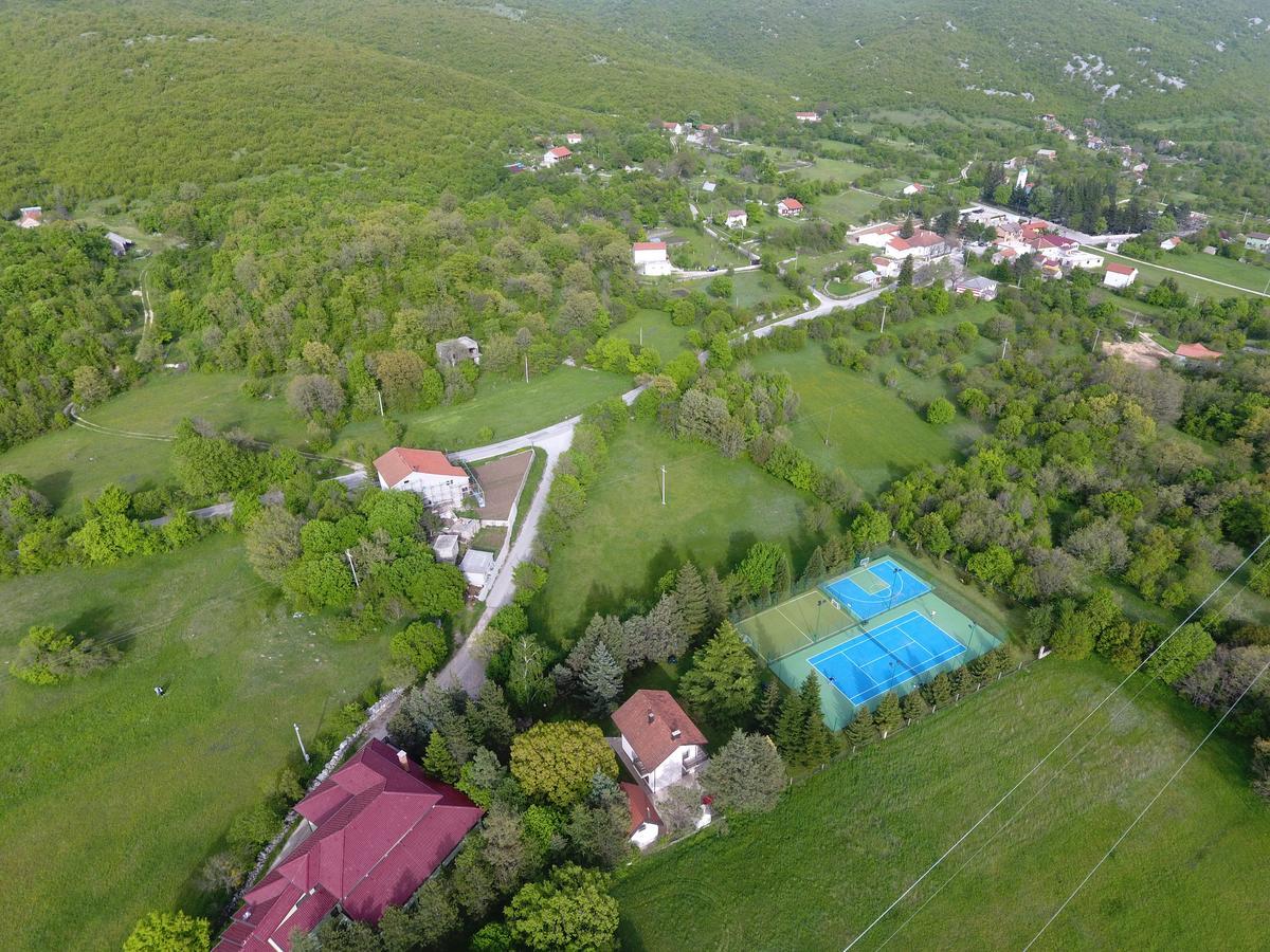 Holiday Resort Zlatni Dol Mostar Goranci Exterior foto